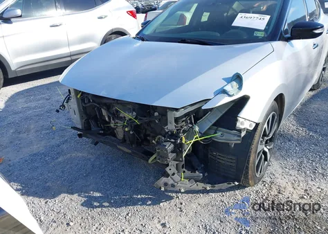 2018 Nissan Maxima 3.5 Sv z USA, uszkodzony, nr VIN 1N4AA6AP4JC384788